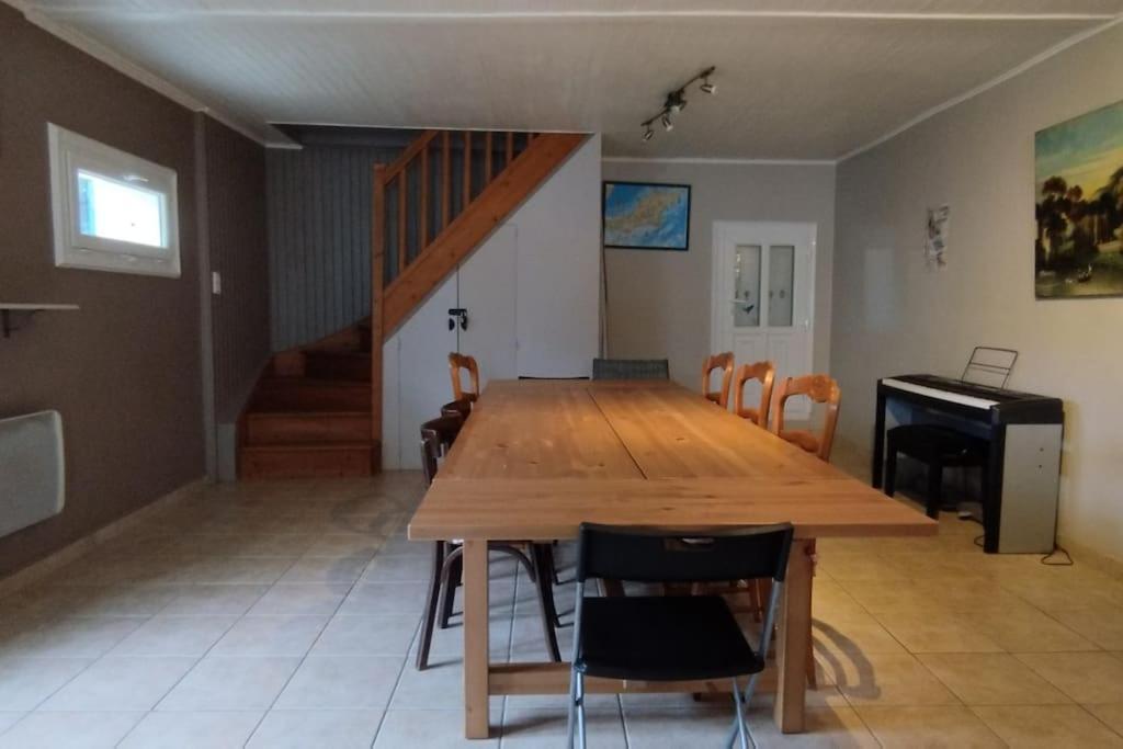 Villa Maison Familiale Pour 10 Personnes Au Centre A St Georges D'Oleron à Saint-Georges-d'Oleron Extérieur photo